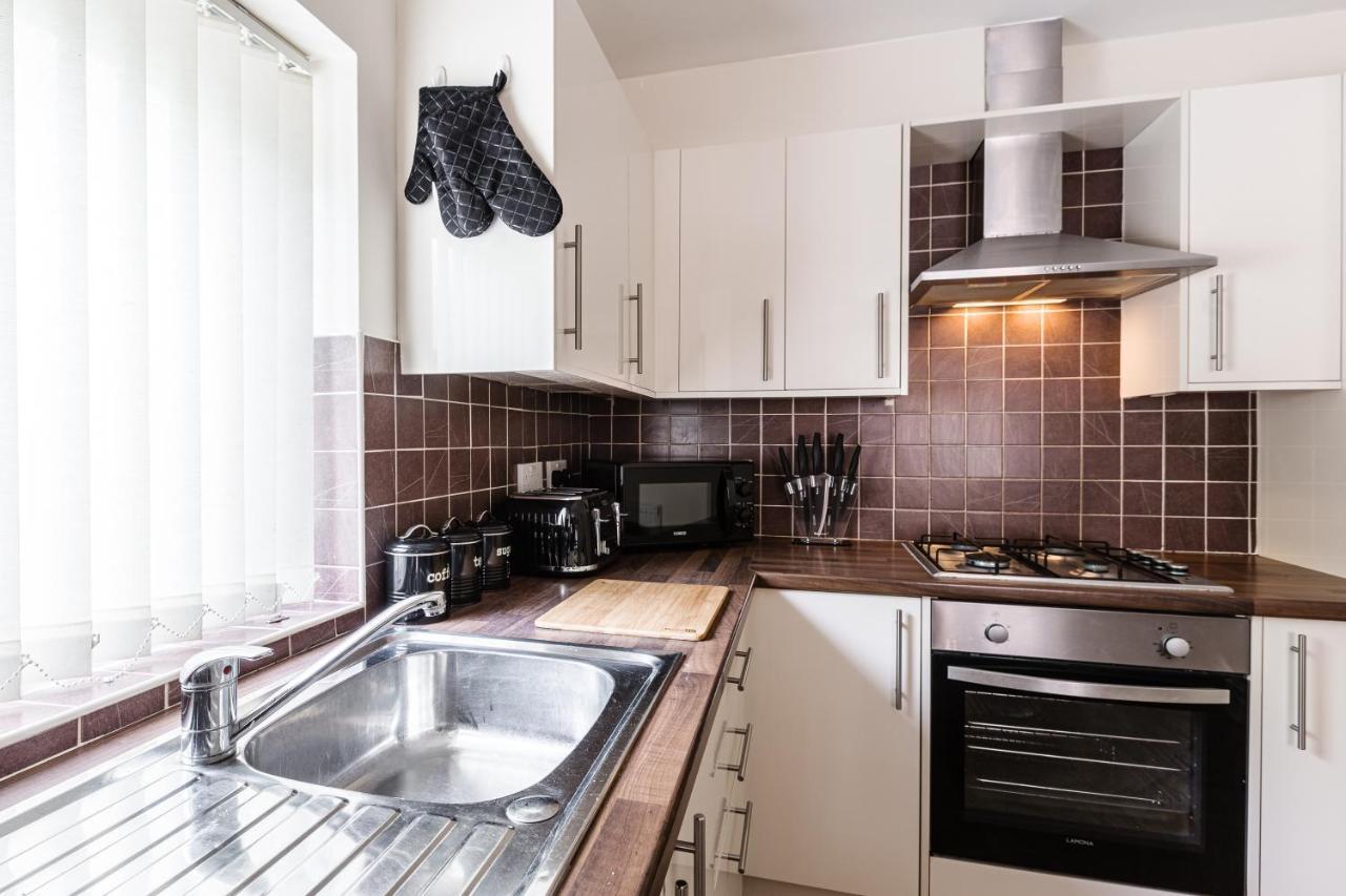 Oxheys House - 5 Bedrooms Contractors Parking Preston  Esterno foto