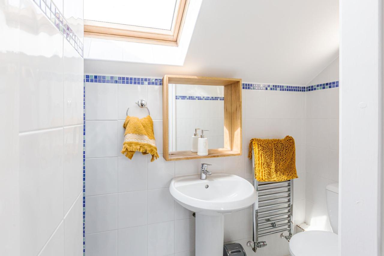 Oxheys House - 5 Bedrooms Contractors Parking Preston  Esterno foto