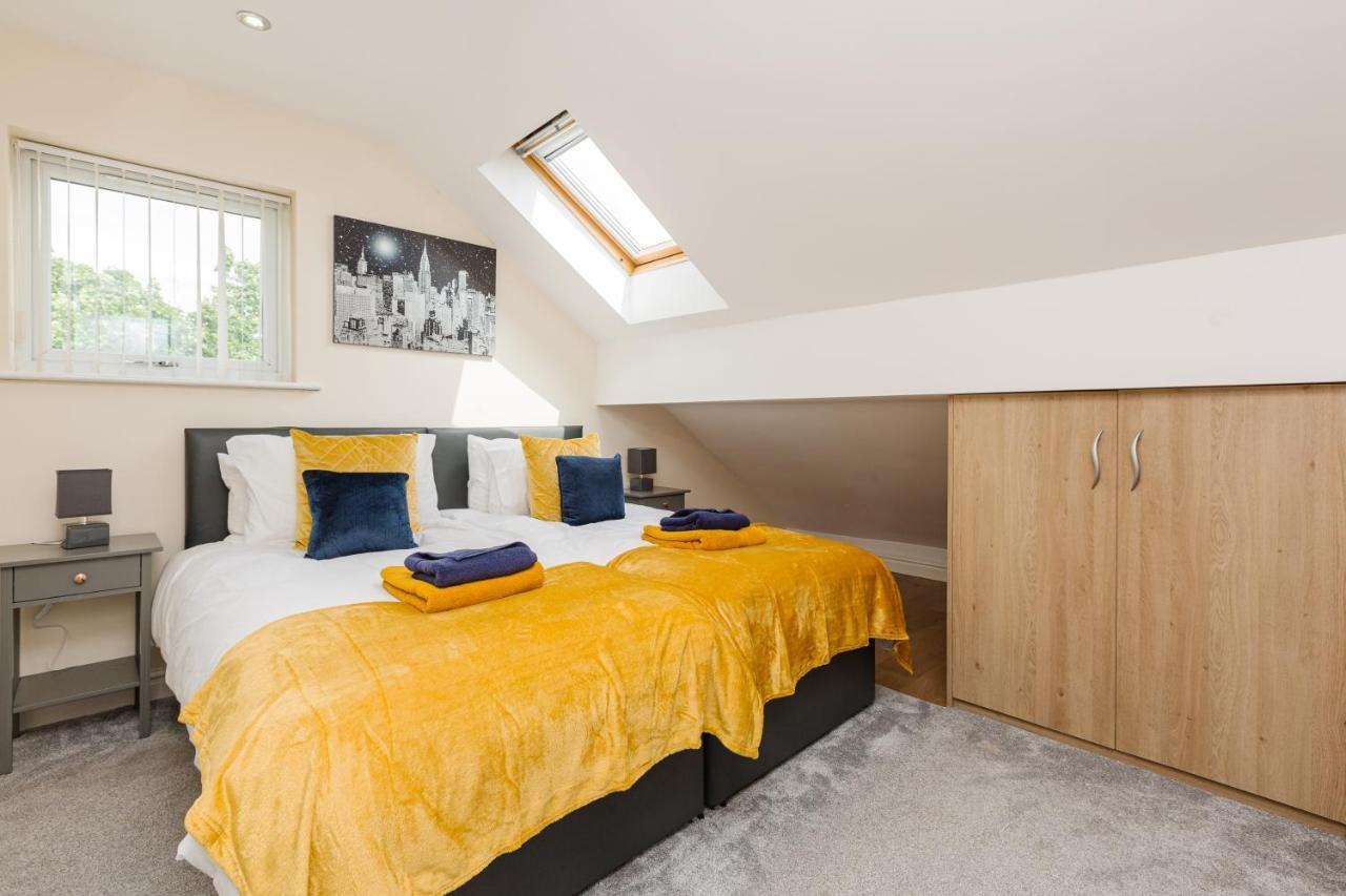 Oxheys House - 5 Bedrooms Contractors Parking Preston  Esterno foto