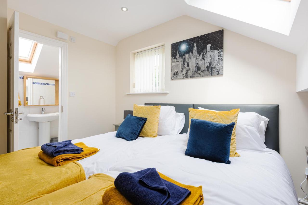 Oxheys House - 5 Bedrooms Contractors Parking Preston  Esterno foto
